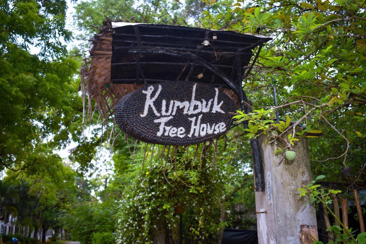 Kumbuk Tree House Villa Tissamaharama Exteriör bild